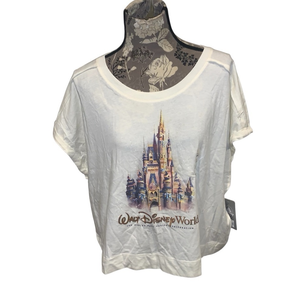 WALT DISNEY WORLD Cream 50th Anniversary Castle T-shirt Short Sleeve large NWT